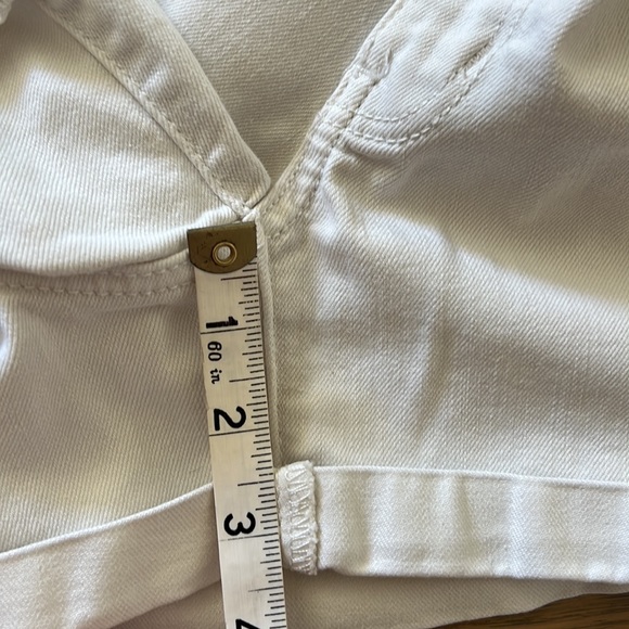 American Eagle Midi Shorts sz 4 Denim Women’s 3.5” Inseam White Stretch Summer - Picture 8 of 9